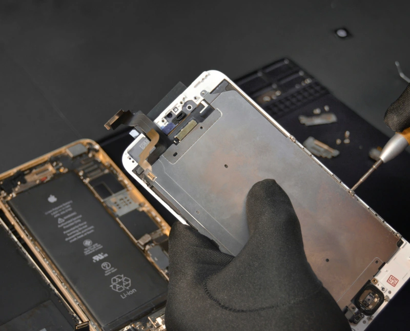 iphone repair shop in London, ontario - Microfix computer